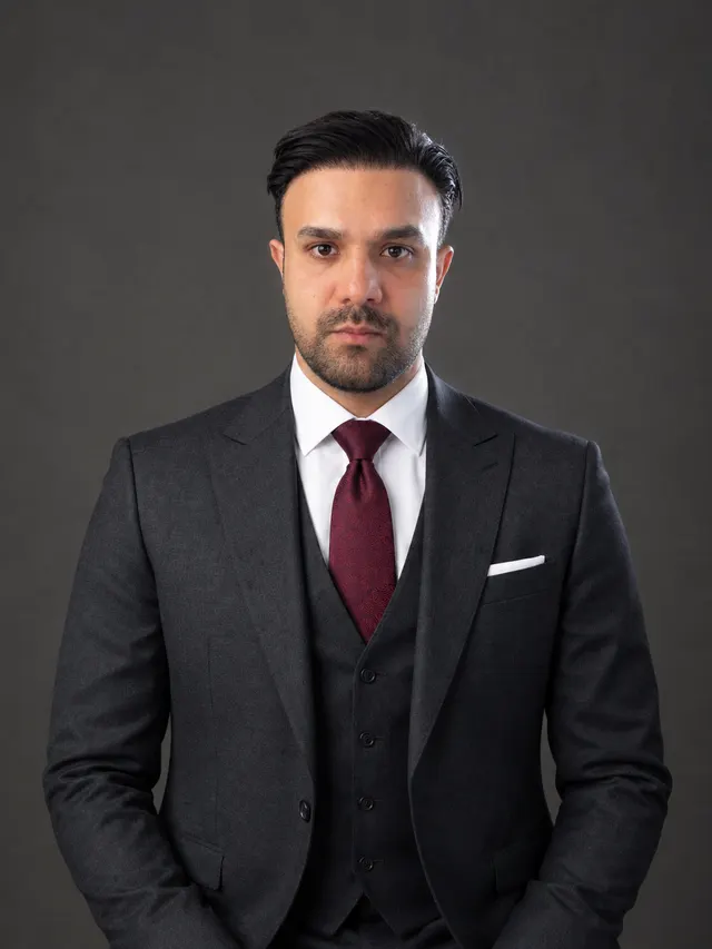 Portrait of Amir Keshavarzian